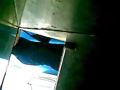 Name video - Bekanntlich flog in  ...