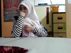 Singapur Pornos videos - 6