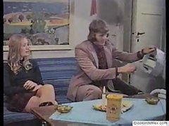 Name video - Milf mit verbundenen ...